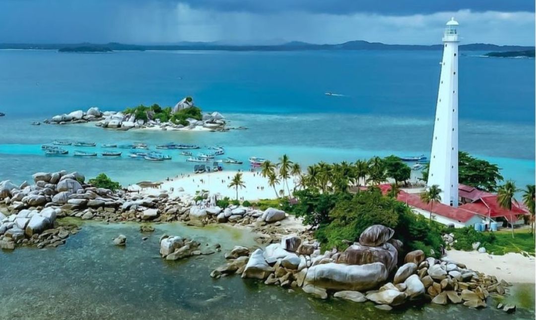 Pulau Bangka Belitung: Surga Pantai dan Alam Tropis 2025